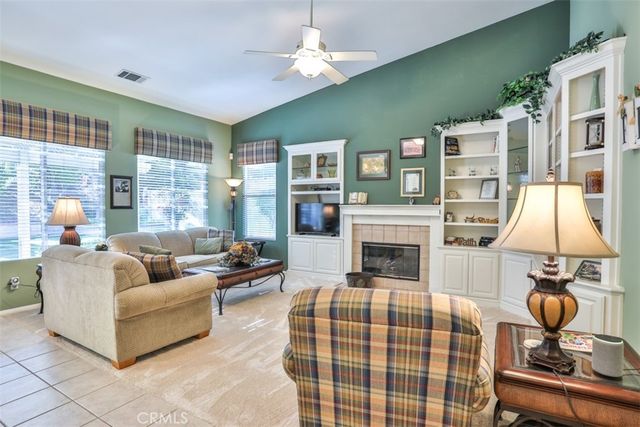 930 Mccall, Corona, CA 92881