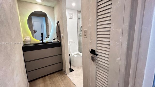 2899 Collins Avenue 1714, Miami Beach, FL 33140