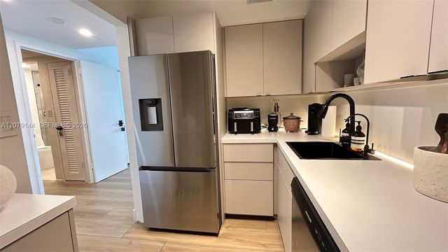 2899 Collins Avenue 1714, Miami Beach, FL 33140