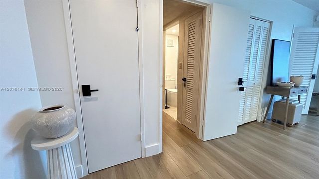2899 Collins Avenue 1714, Miami Beach, FL 33140