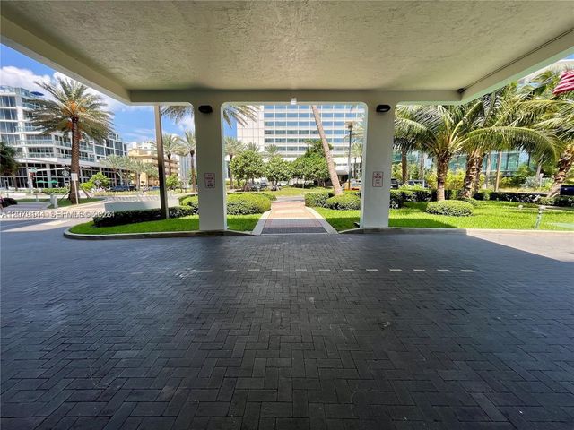 2899 Collins Avenue 1714, Miami Beach, FL 33140