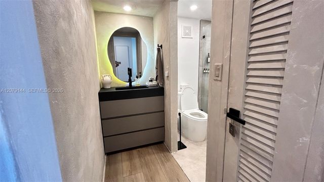 2899 Collins Avenue 1714, Miami Beach, FL 33140