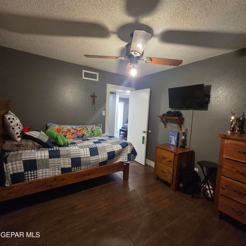 1516 OPOSSUM Circle, Horizon City, TX 79928