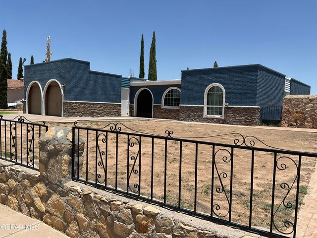 1516 OPOSSUM Circle, Horizon City, TX 79928