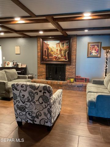 1516 OPOSSUM Circle, Horizon City, TX 79928