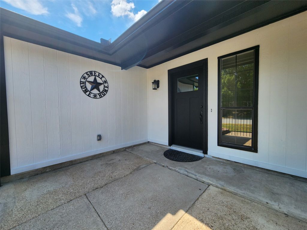 5300 Queenlily Court, Arlington, TX 76018 — photo 3
