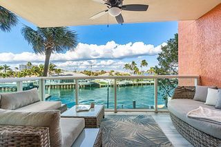 2650 Lake Shore Drive 201, Riviera Beach, FL 33404