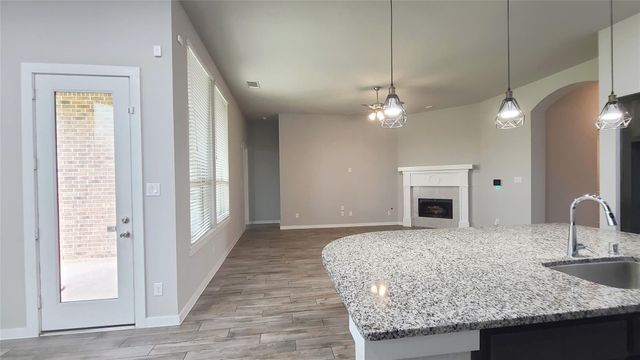 2003 Blackhawk Ridge Lane, Manvel, TX 77578