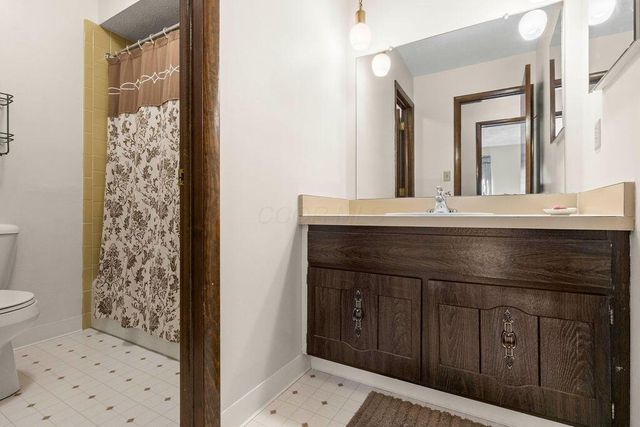 190 Bellefield Avenue, Westerville, OH 43081
