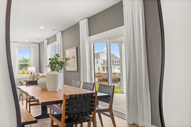 1321 Essem Drive, Murfreesboro, TN 37130