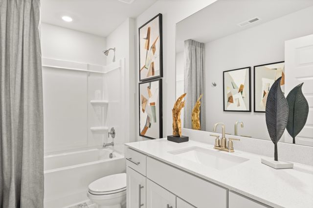 1321 Essem Drive, Murfreesboro, TN 37130