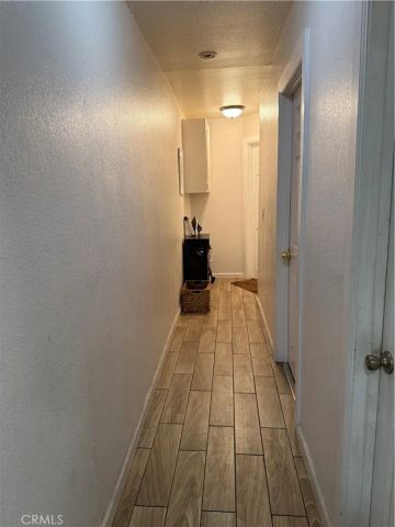 822 W 60th, Los Angeles, CA 90044