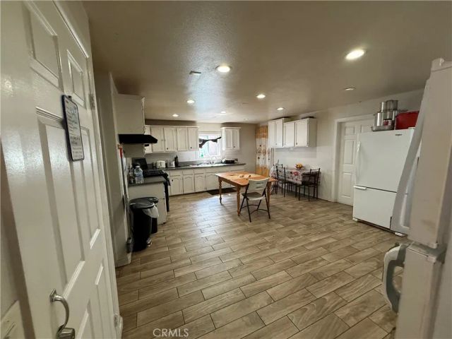 822 W 60th, Los Angeles, CA 90044