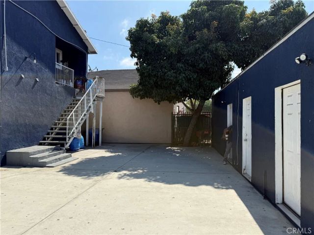 822 W 60th, Los Angeles, CA 90044
