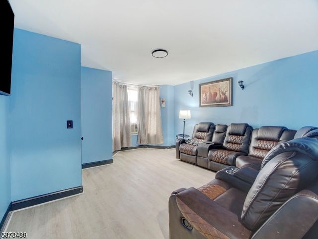 23 Foundry St, Newark City, NJ 07105