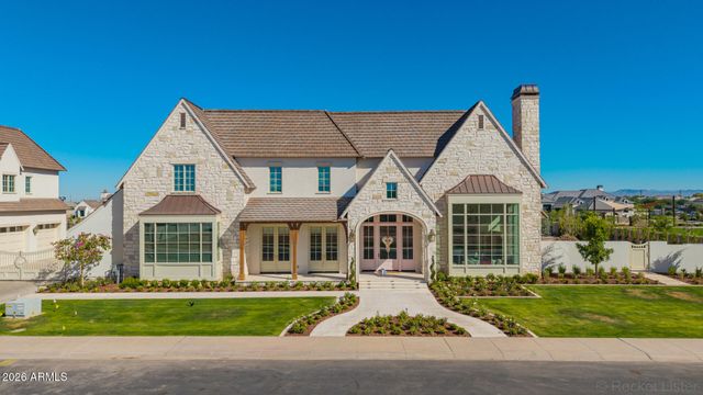2595 E BLUE SAGE Road 101A, Gilbert, AZ 85297