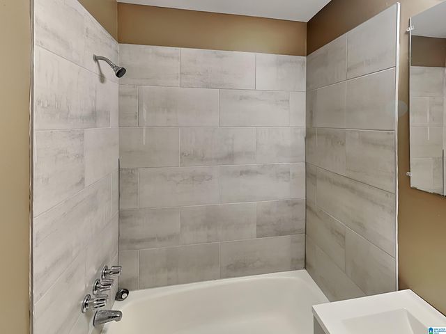 265 13TH AVENUE NE, Birmingham, AL 35215