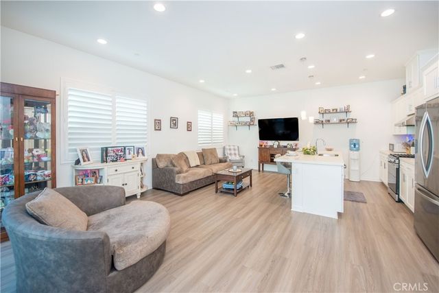 4460 S Forsyth Paseo, Ontario, CA 91762