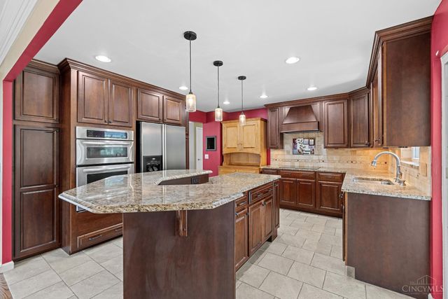 6334 Blueberry Hill Court, Green Twp, OH 45248