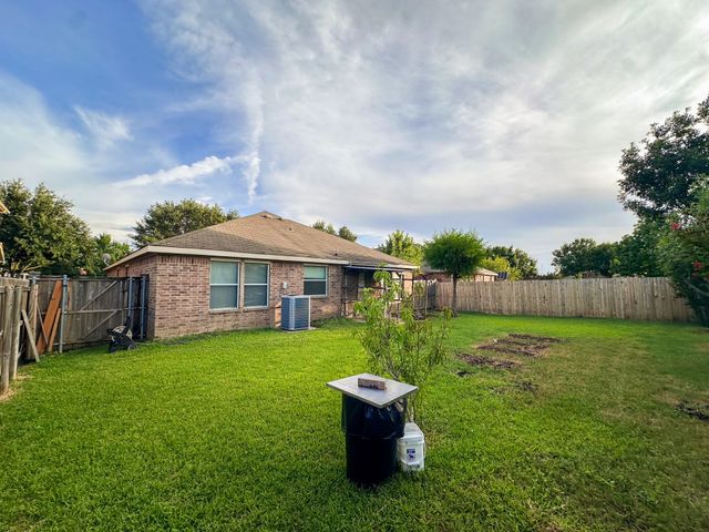 3252 Torio, Grand Prairie, TX 75054