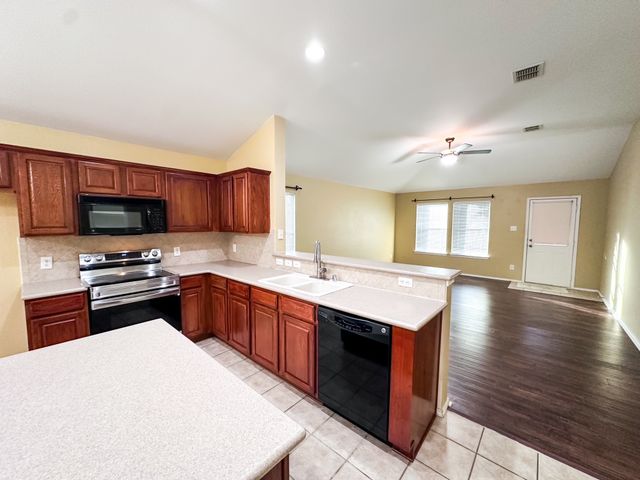 3252 Torio, Grand Prairie, TX 75054