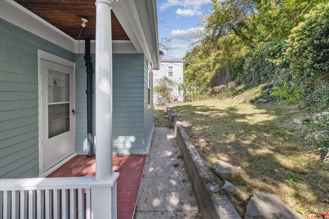 102 Broadway, Dobbs Ferry, NY 10522