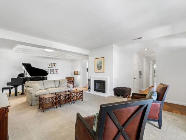 3355 Genoa Way 127, Oceanside, CA 92056