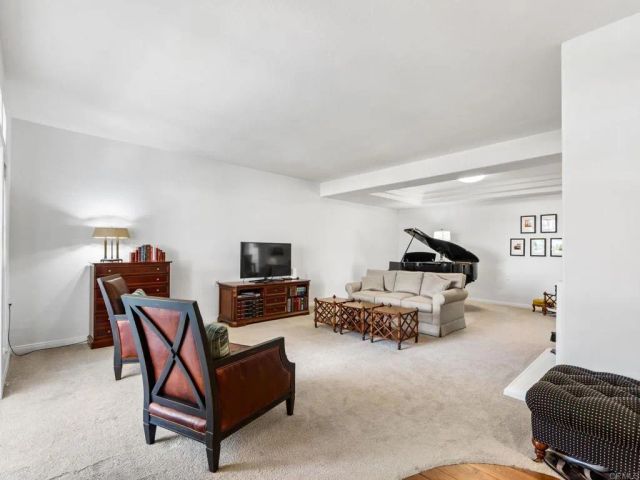 3355 Genoa Way 127, Oceanside, CA 92056