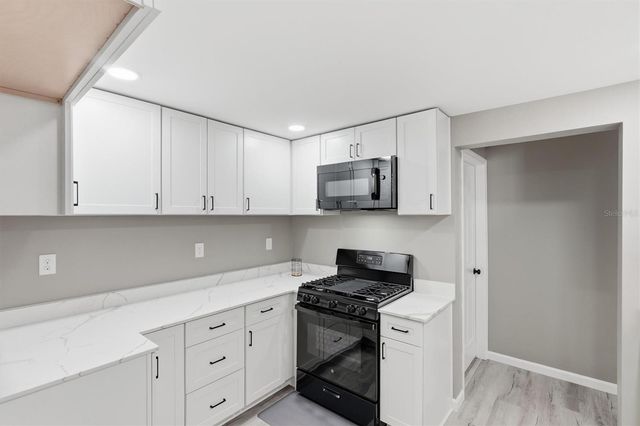 8085 NE 310TH AVENUE, Fort Mc Coy, FL 32134