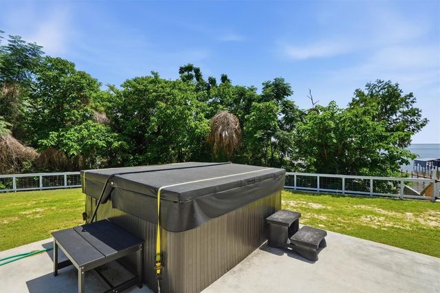 8085 NE 310TH AVENUE, Fort Mc Coy, FL 32134