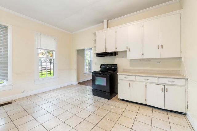 1800 W Short 17th Street, North Little Rock, AR 72114