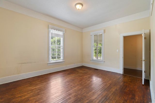 1800 W Short 17th Street, North Little Rock, AR 72114