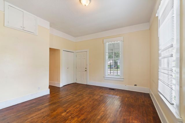 1800 W Short 17th Street, North Little Rock, AR 72114