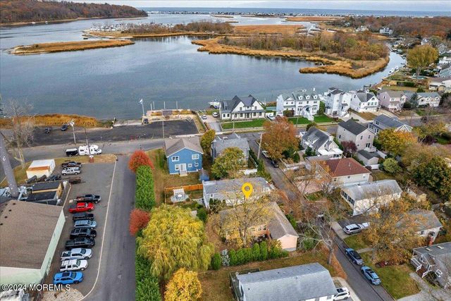 17 Meadowbrook Avenue, Rumson, NJ 07760