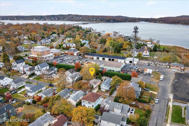 17 Meadowbrook Avenue, Rumson, NJ 07760