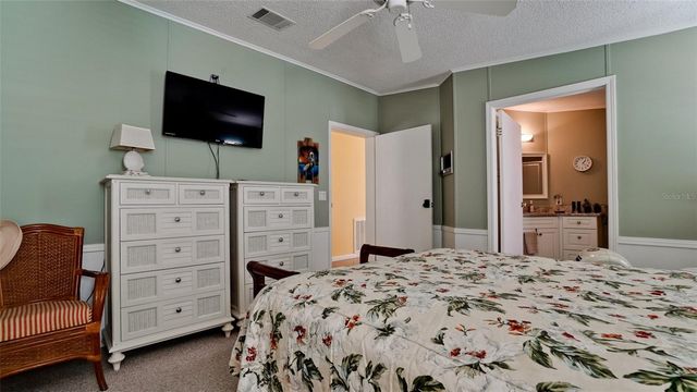 1 4TH STREET, Bradenton, FL 34210