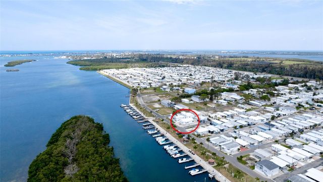 1 4TH STREET, Bradenton, FL 34210