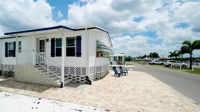 1 4TH STREET, Bradenton, FL 34210