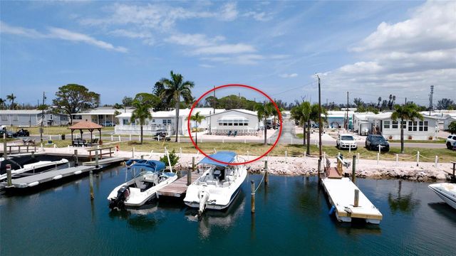 1 4TH STREET, Bradenton, FL 34210