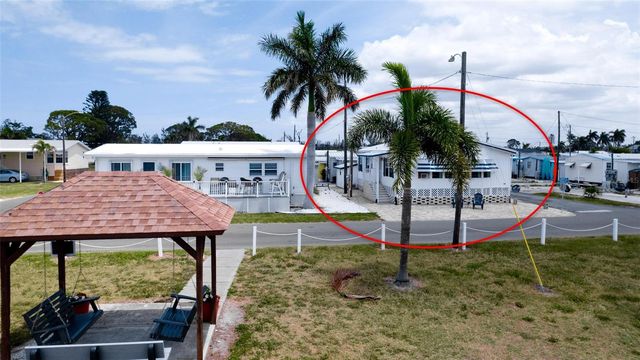 1 4TH STREET, Bradenton, FL 34210