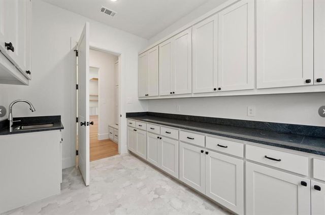 9624 Latour Lane, Fort Worth, TX 76126