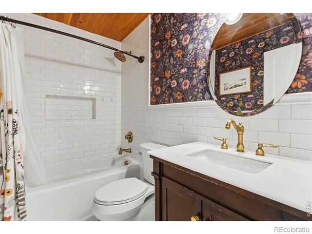 444 E County Road 68, Fort Collins, CO 80524
