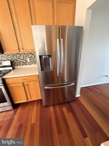 25834 KIRKWOOD SQ, Chantilly, VA 20152