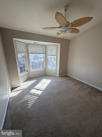 25834 KIRKWOOD SQ, Chantilly, VA 20152