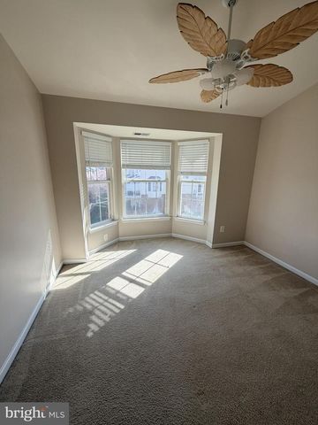 25834 KIRKWOOD SQ, Chantilly, VA 20152