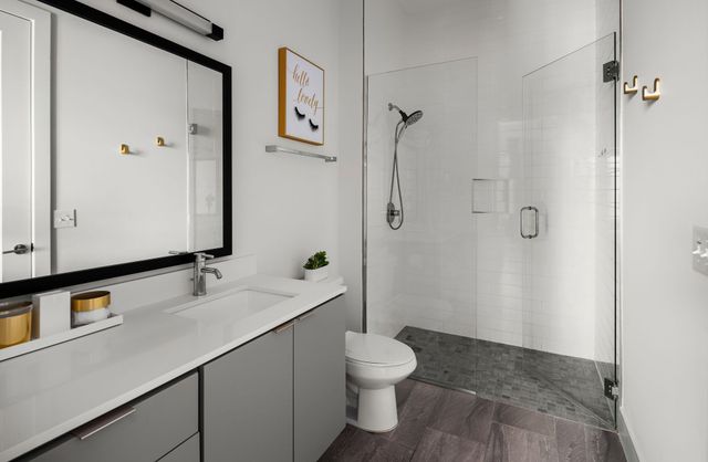 1125 10th Ave N Apt 211, Nashville, TN 37208