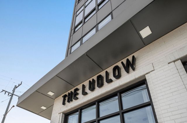 1125 10th Ave N Apt 211, Nashville, TN 37208