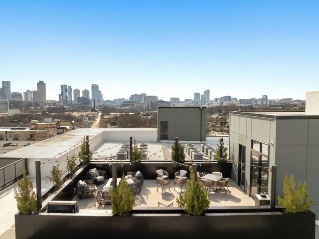 1125 10th Ave N Apt 211, Nashville, TN 37208