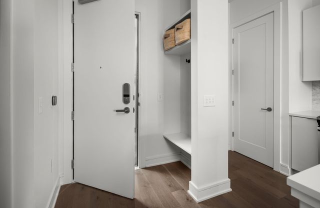 1125 10th Ave N Apt 211, Nashville, TN 37208