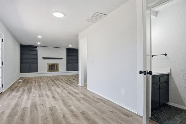 4904 Washington Square, Oklahoma City, OK 73135